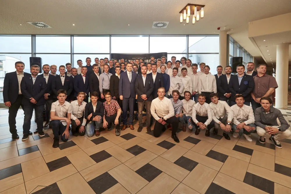 Slavnostní ceremoniál juniorů a mladšího dorostu.