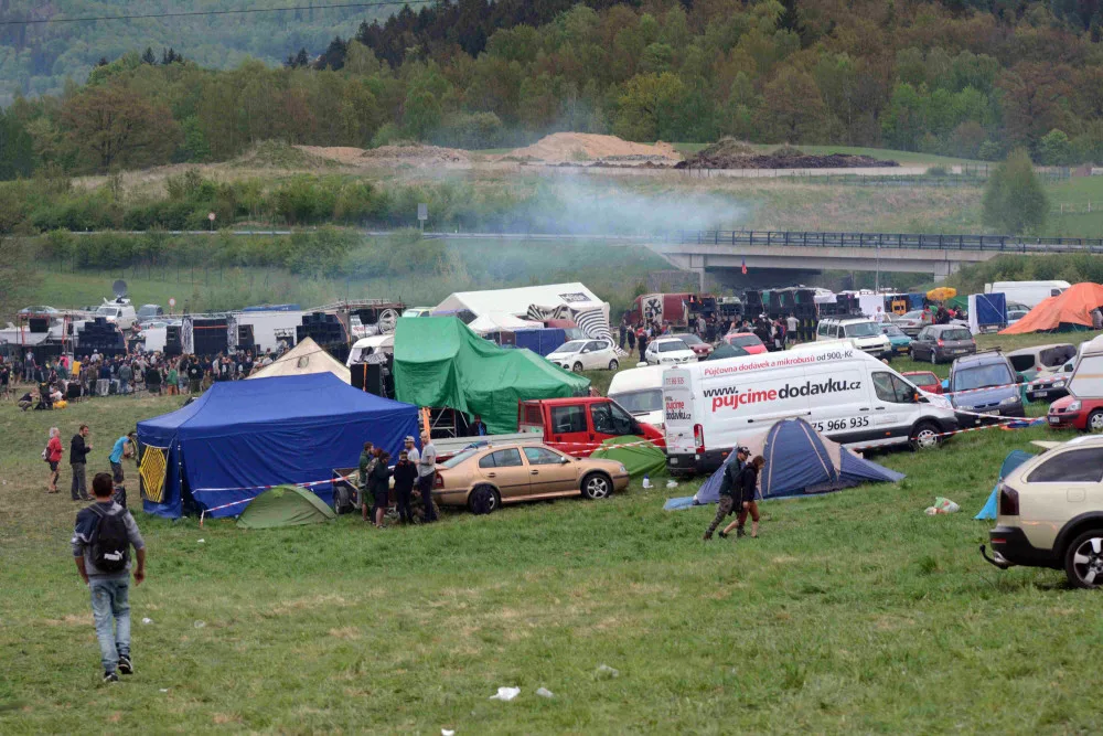CZarotek pokračuje už čtvrtý den. Policie předala na magistrát řešení přestupku organizátorů.