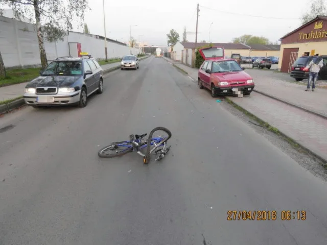 Cyklista utrpěl těžká zranění.