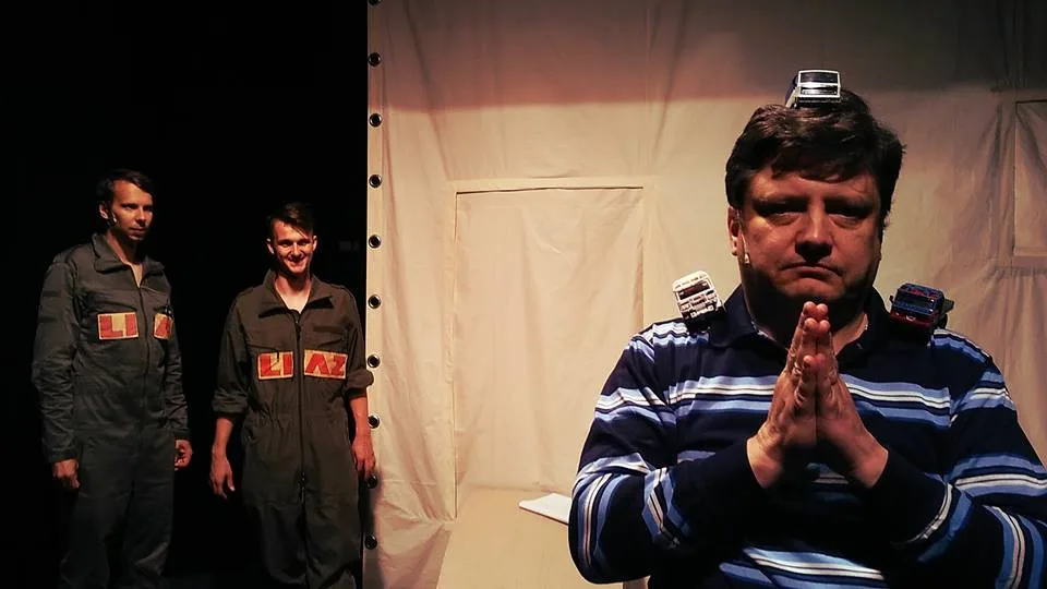 Naivní divadlo chystá pohádku o posádce liazky na slavném závodě