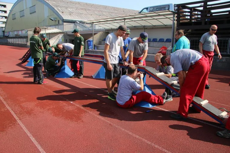 Přípravy na šampionát hasičů.