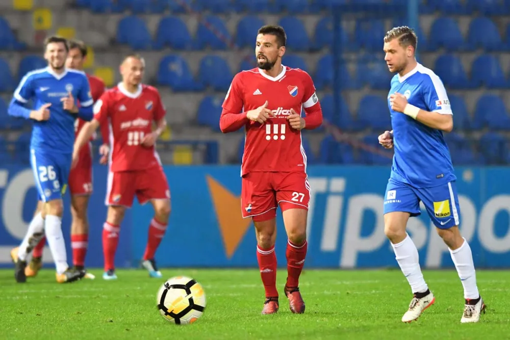 Slovan hostí Baník.
