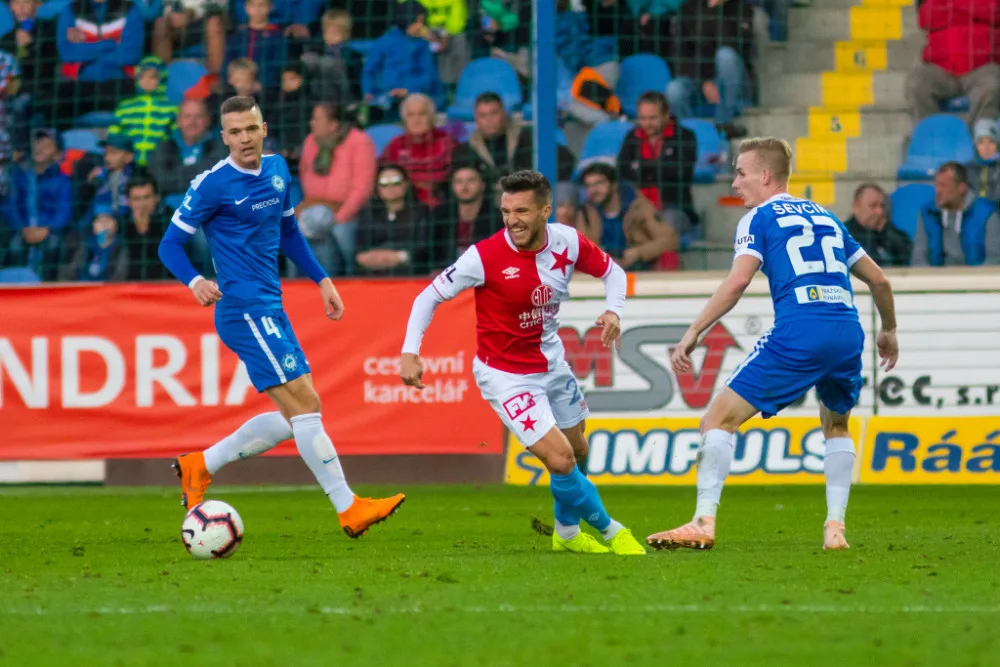 Slovan hostil Slavii.