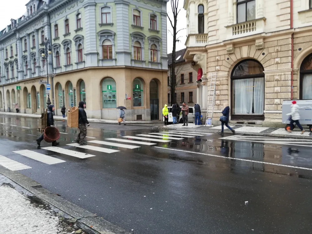 Přípravy na natáčení seriálu World on Fire