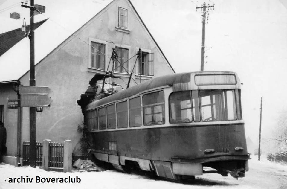 Nehoda tramvaje.