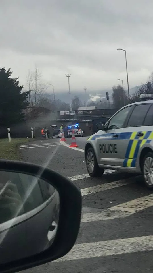 Nehoda osobního automobilu v Liberci