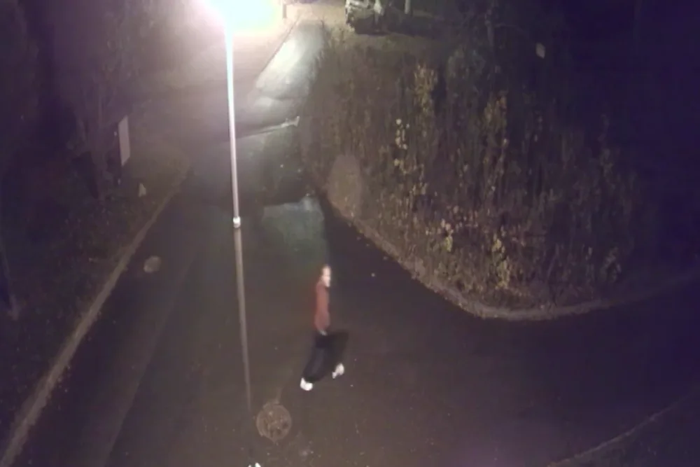 Policisté pátrají po tomto muži.