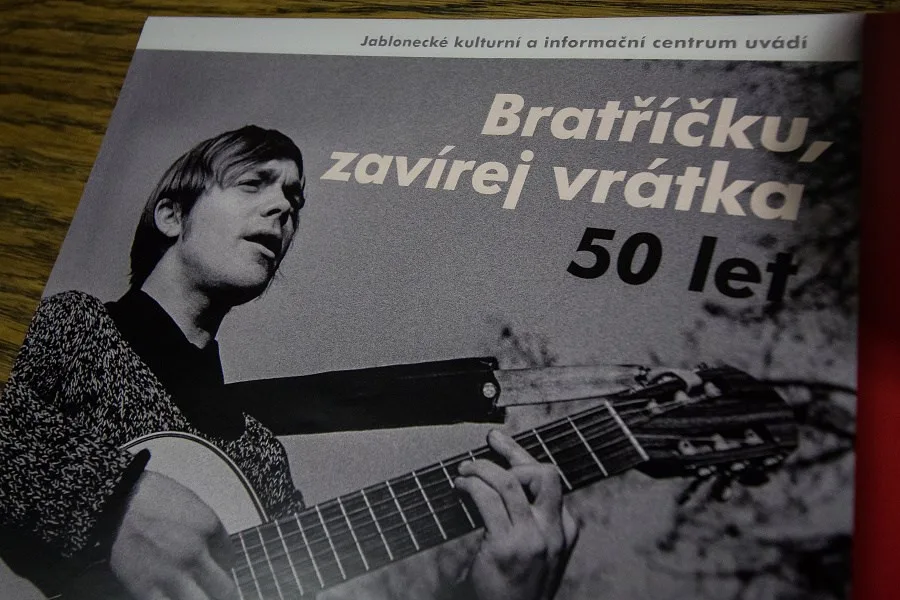 Letos uplynulo 50 let od vydání desky Bratříčku, zavírej vrátka.