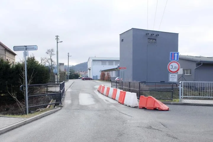 Most v Havlíčkově ulici