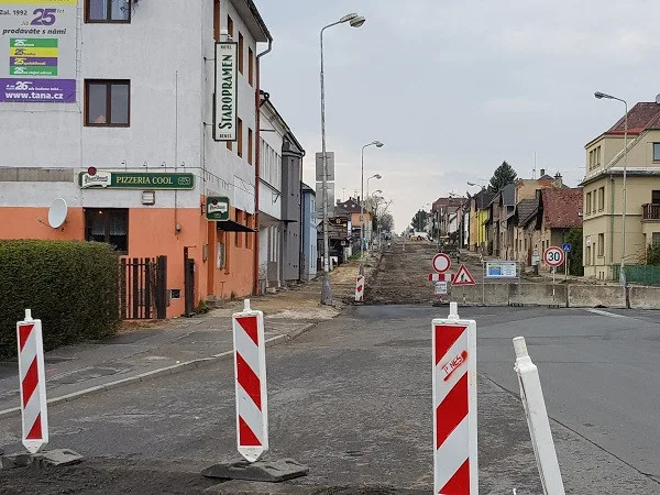 V Turnově porbíhá rozsáhlá rekonstrukce silnice II/610 a Nádražní ulice.
