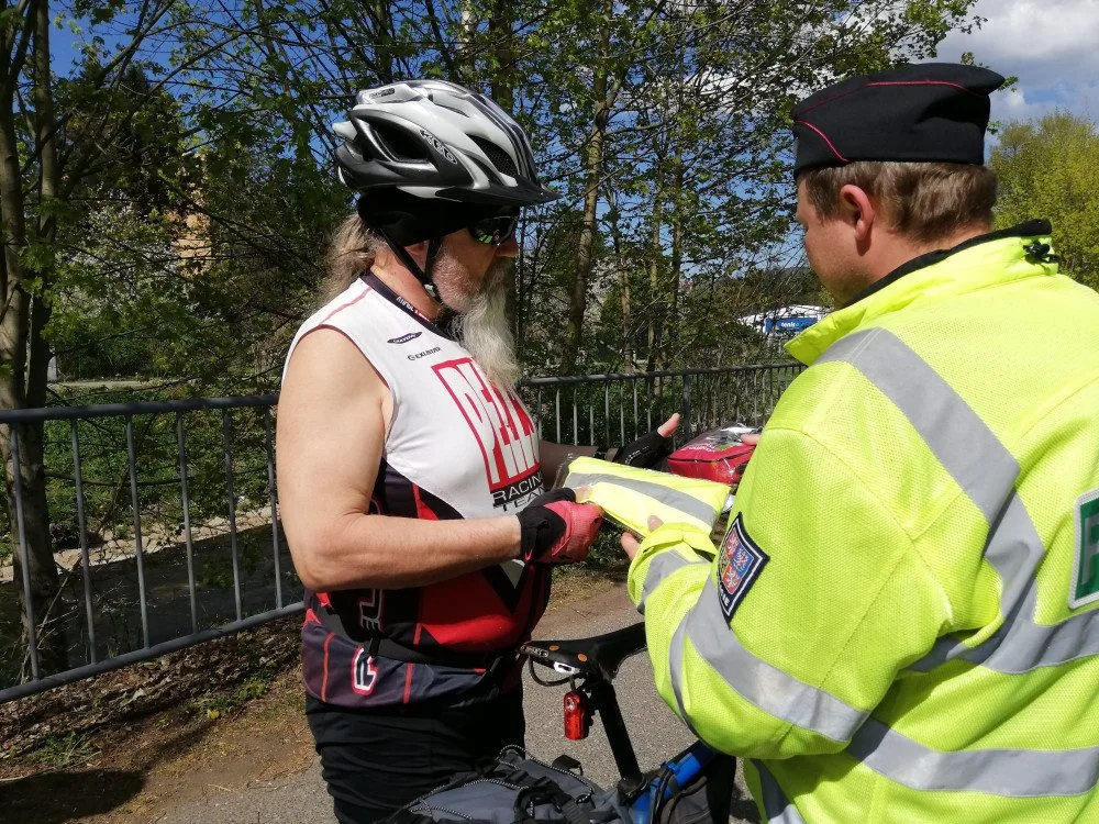 Policisté si dnes počíhali na cyklisty.