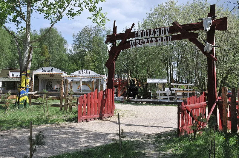 Westernové městečko v Hrádku zaniklo, parkují tam karavany