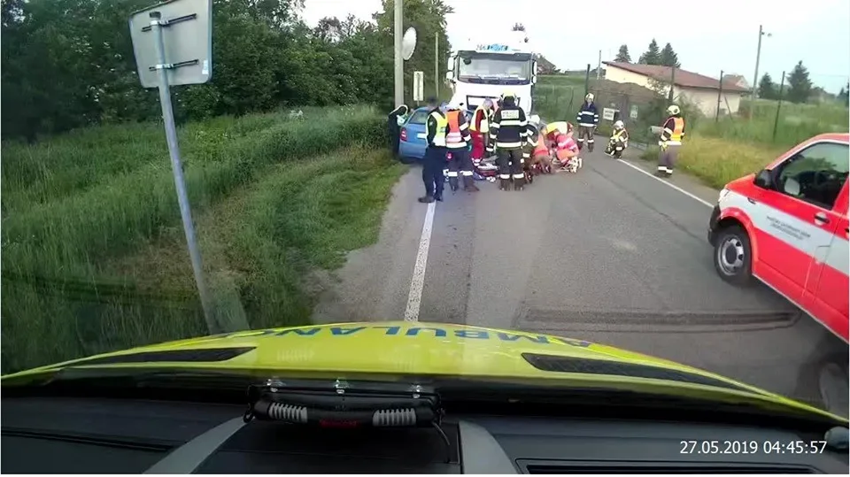 Řidička přejela do protisměru.