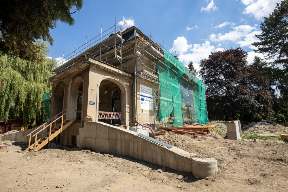 Schubertova vila v Hrádku nad Nisou prochází kompletní rekonstrukcí.