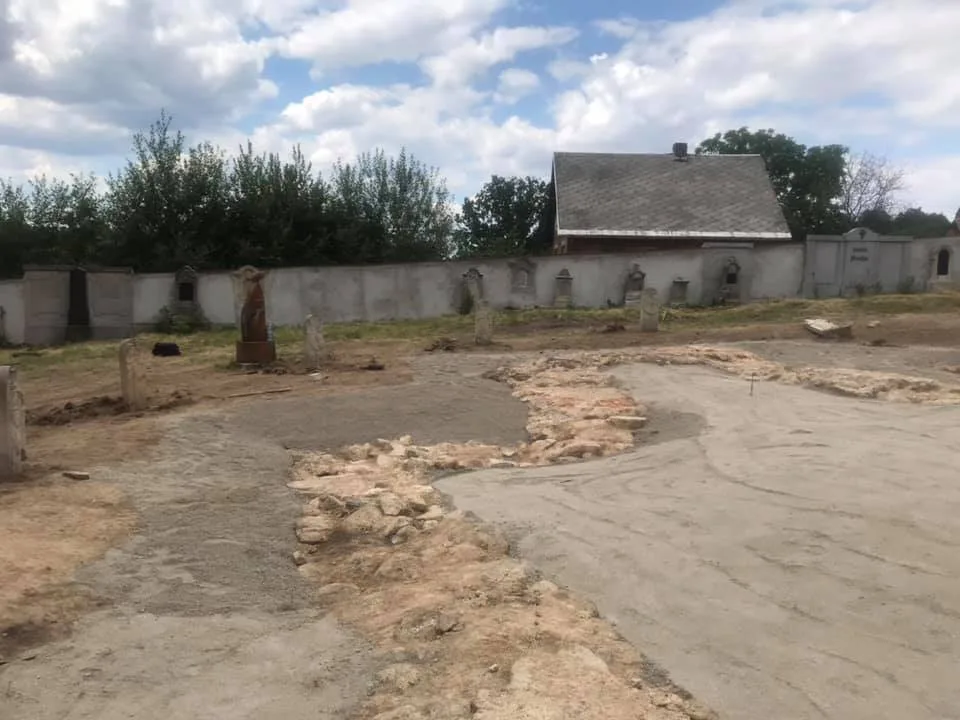 Odhalené základy kostela