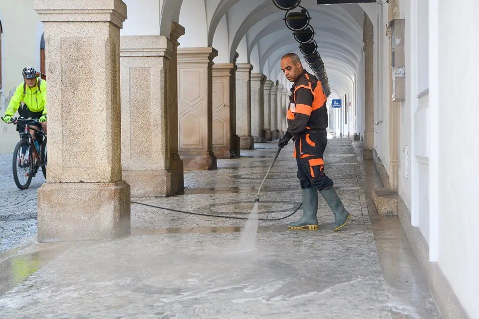 Centrum Liberce je opět o něco čistější.