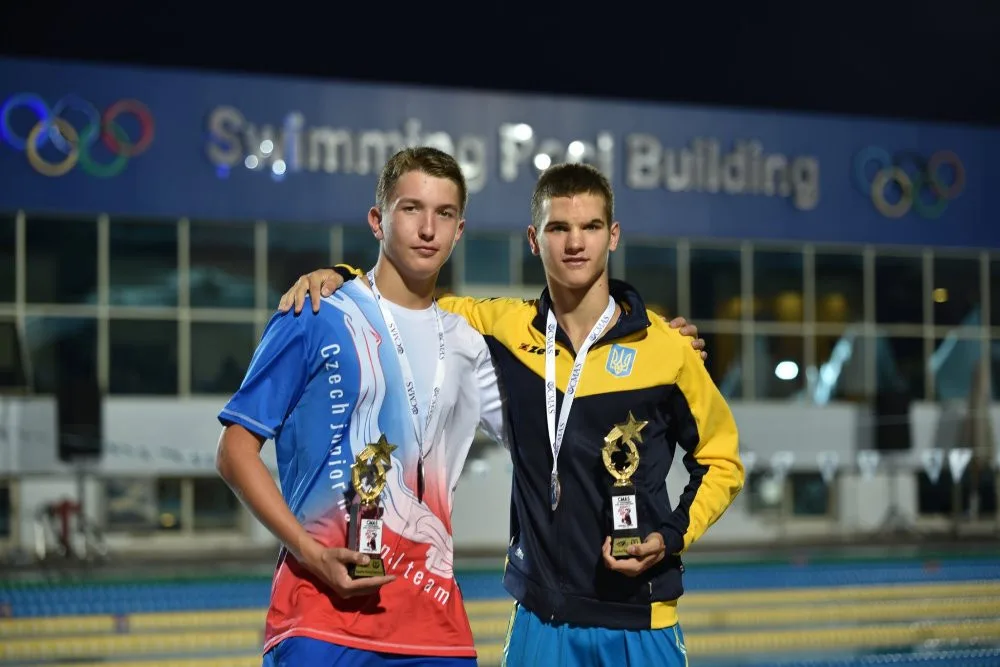 Liberecký ploutvový plavec Matyáš Kubíček veze z juniorského šampionátu stříbro