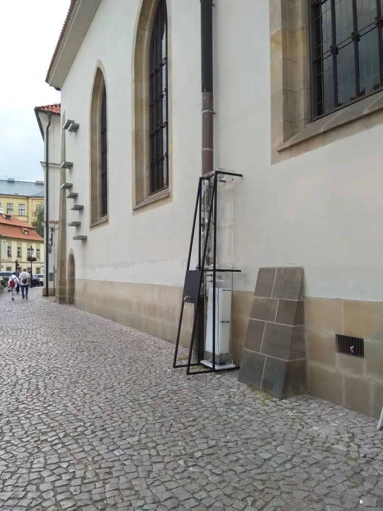 Pítko a Betlémská kaple.