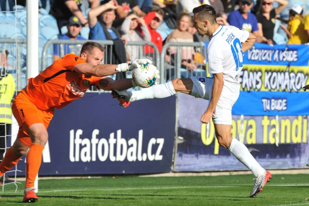 Slovan veze z Opavy bod.