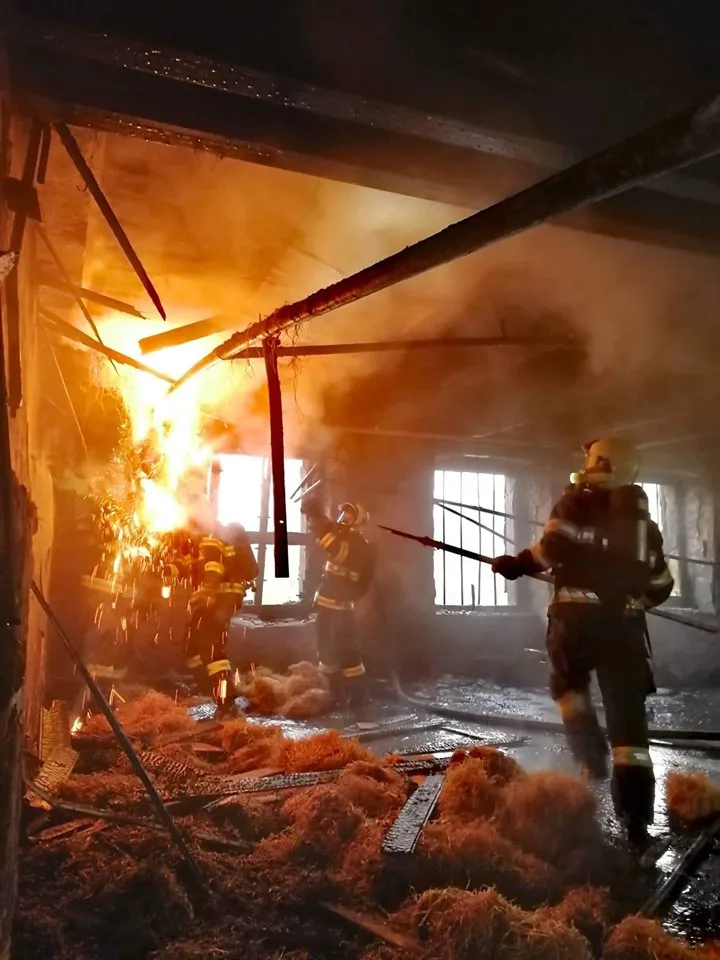 Foto z místa požáru.