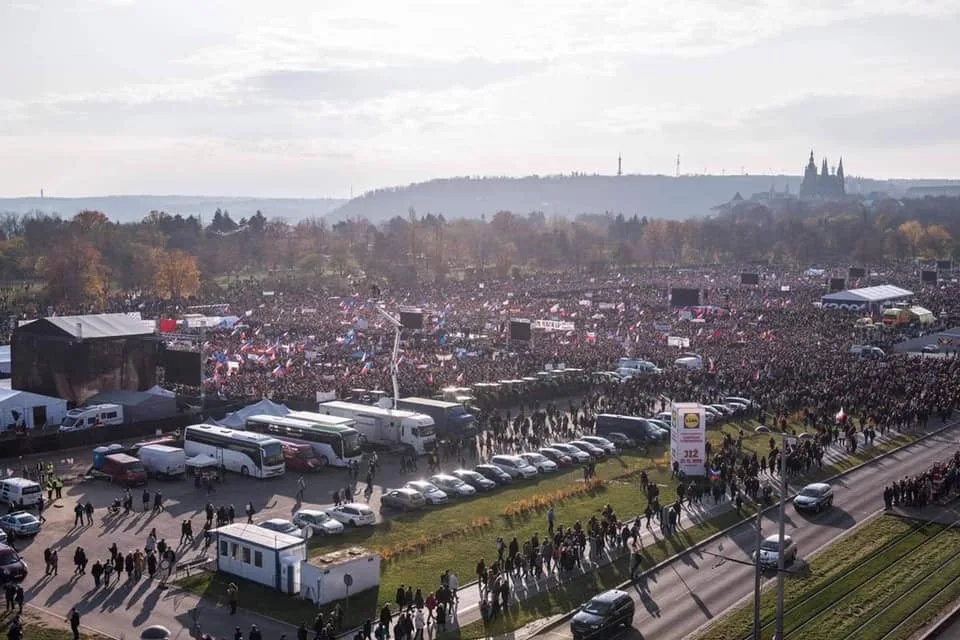 Protesty budou pokračovat, když Babiš nevyhoví Milionu chvilek
