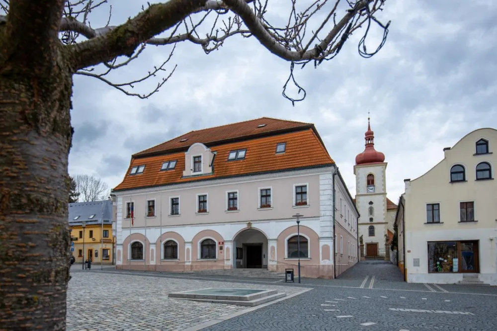 Radnice v Hrádku