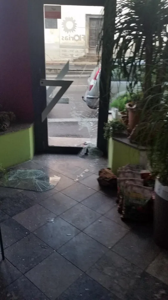 Takto vypadalo jedno z míst po návštěvě recidivisty.