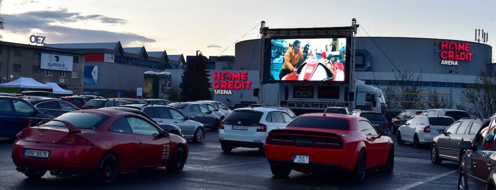 Autokino u Arény: pro velký zájem prodlouženo!