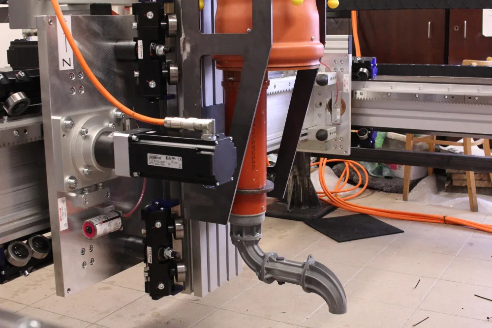 Vytiskněte si vlastní dům. Liberečtí vědci vyvíjejí unikátního robota pro 3D tisk