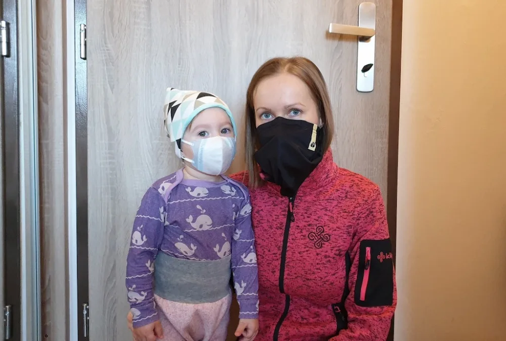 Jakákoli infekce, natož infekce dýchacích cest, může totiž způsobit našemu dítěti těžké zdravotní následky,“ reaguje na situaci Michaela Kořínková