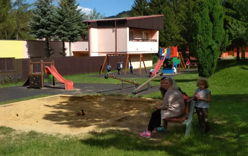 Dětská SOS vesnička v Doubí slaví padesátiny, domov tady našlo téměř tři sta dětí