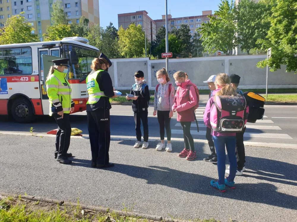 Děti se vrátily zpět do školních lavic