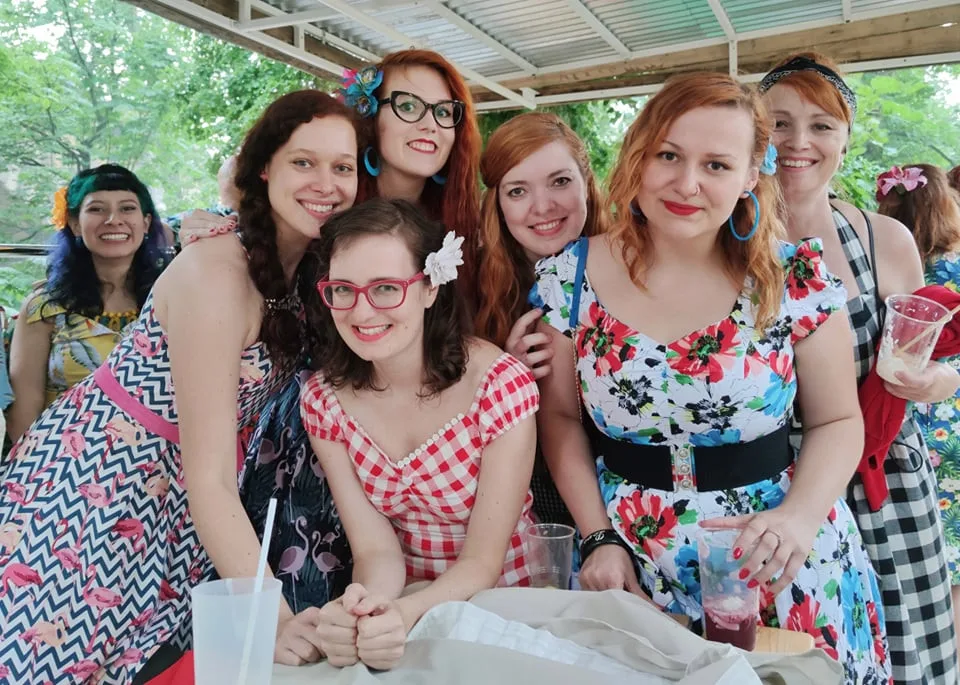 Happening Šaty dělaj(í) ženy ve Varšavě oslaví styl, eleganci a ženskost