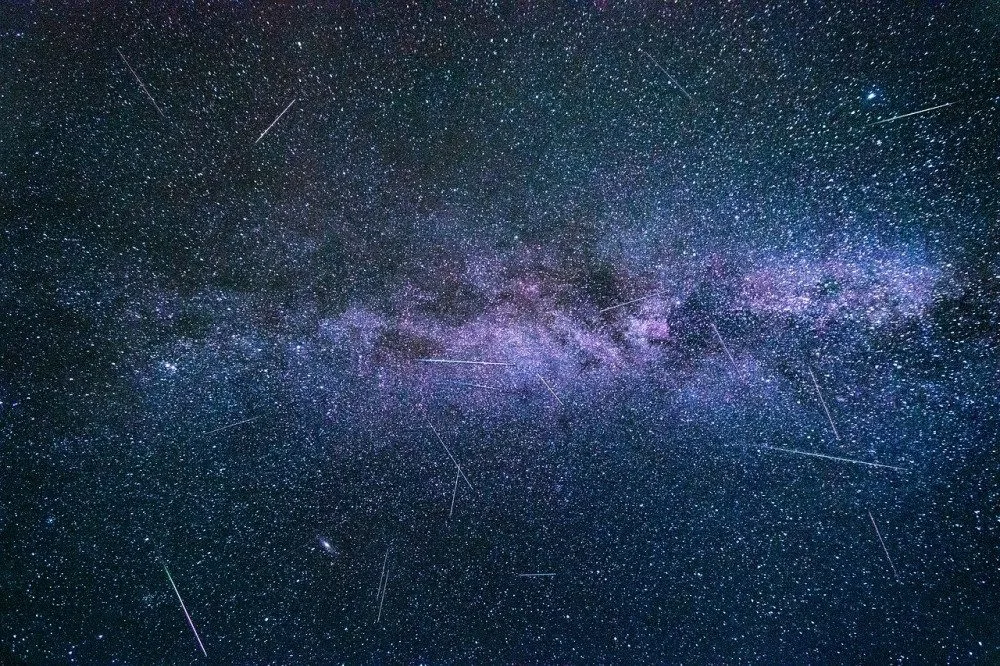 Připravte foťáky a v noci vyrazte na Perseidy. Čeká nás vrchol nebeské podívané