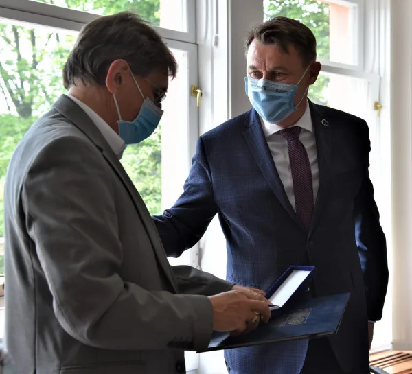 Vladimír Valenta vlevo