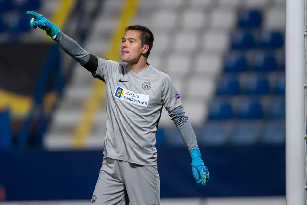 Kluky jsem potopil chybami, kál se po utkání s Hoffenheimem brankář Nguyen