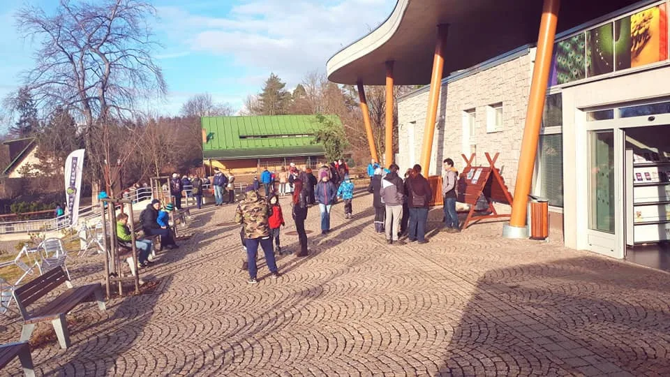 Zoo ve čtvrtek otevírá. Dovnitř může tisíc lidí v rouškách, pavilony zůstanou uzavřeny