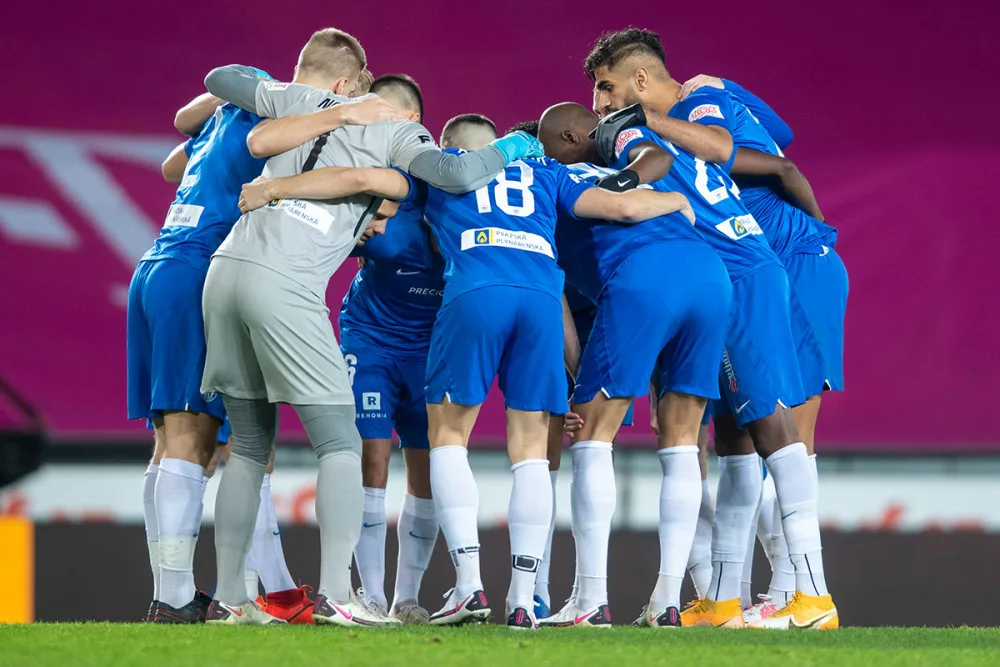 Slovan zahájil bez Kačaraby, ale s Karafiátem. Chuť vybojovat poháry je velká, hlásí Jakub Pešek