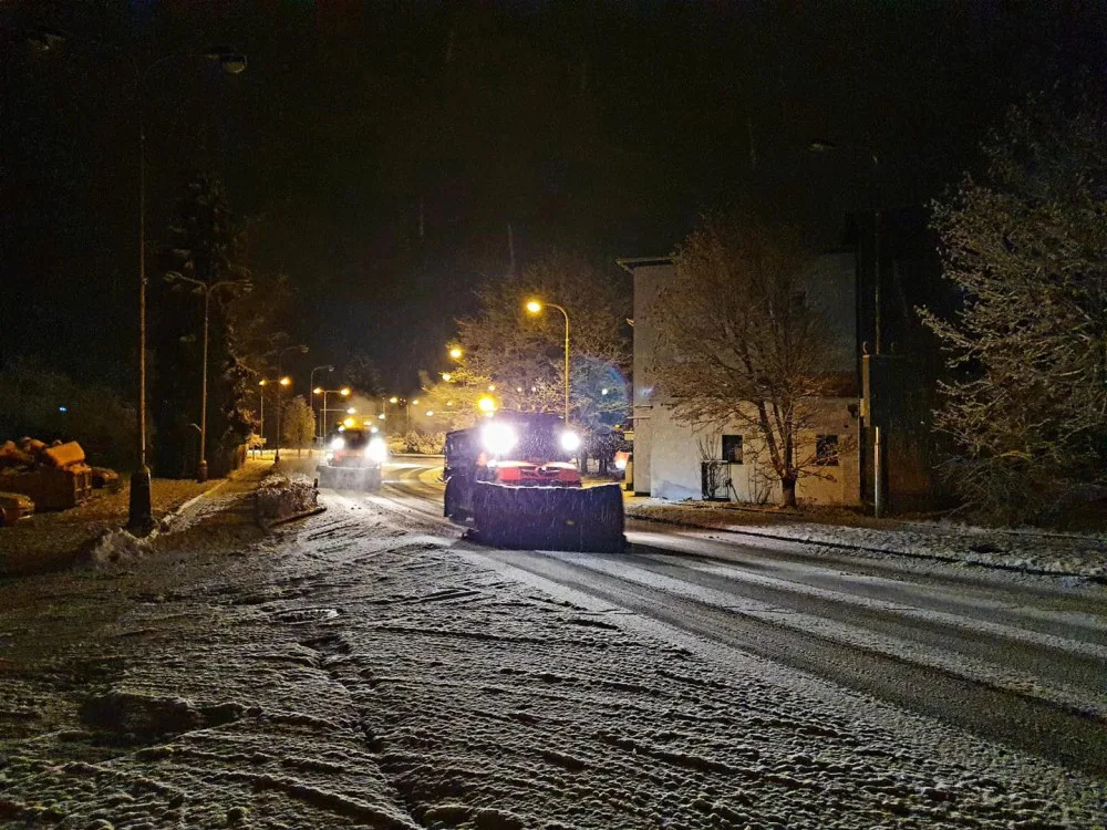 V Libereckém kraji od rána sněží, problémy mají především kamiony