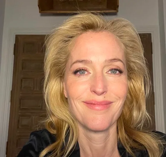 Další filmová hvězda na Liberecku. Gillian Anderson natáčí film Bílý ptáček