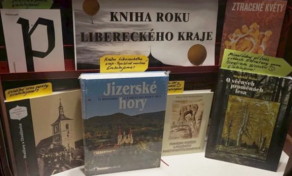 Hledá se nejlepší regionální kniha roku. Je za minutu dvanáct