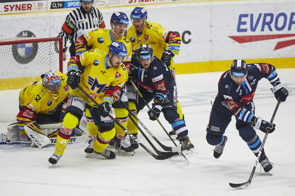 Tygři přetlačili Budějovice 4:2. Dvakrát se trefili Birner a Jelínek
