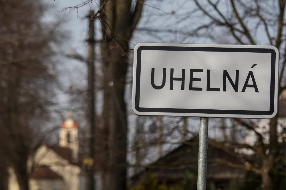 Obec Uhelná.