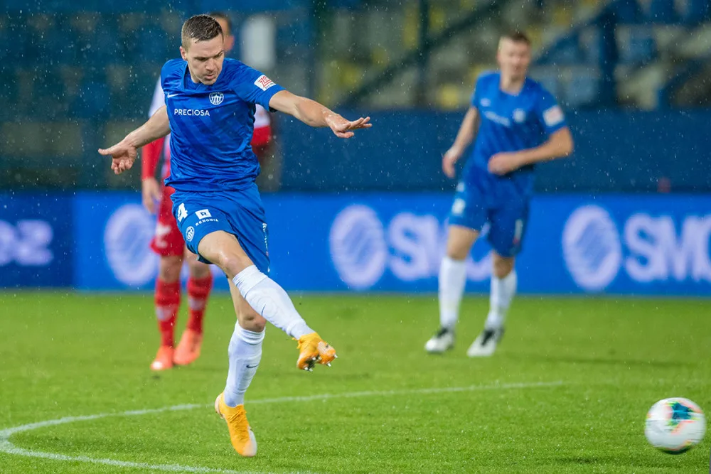 Asi se střetla Venuše s Marsem, smál se po dvou gólech sváteční střelec Karafiát