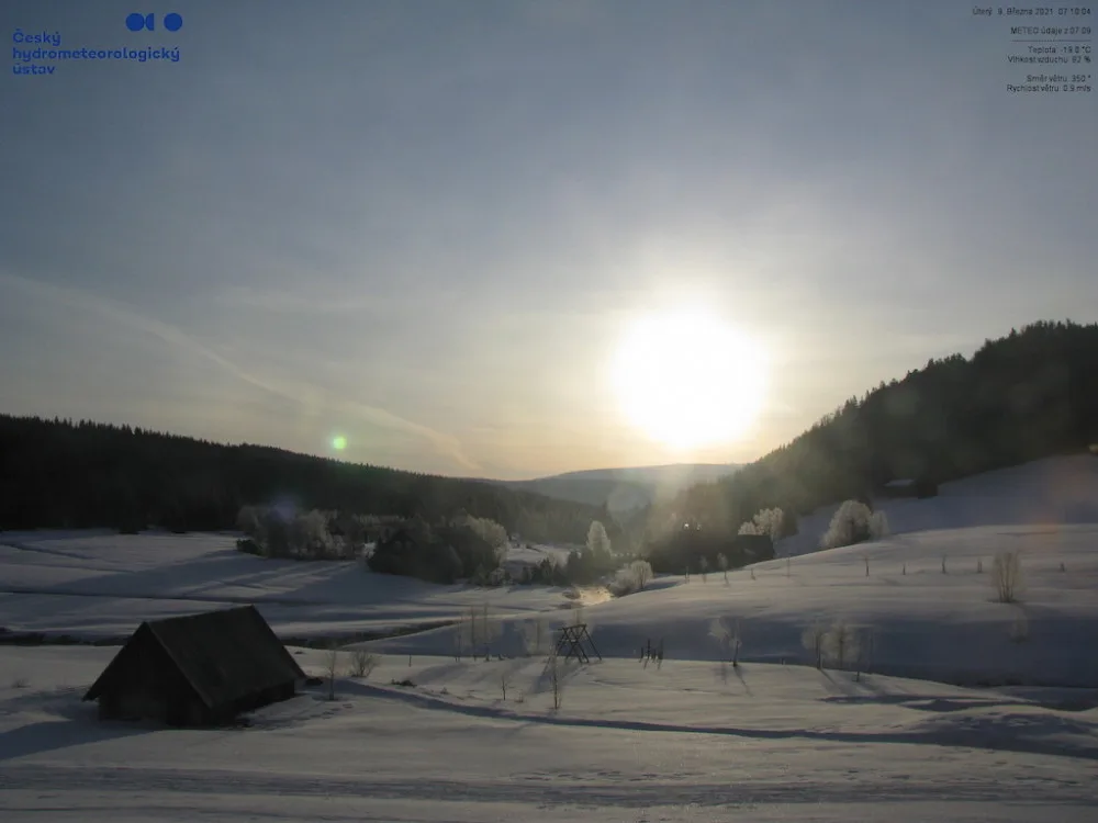 Zima se nevzdává. Na Jizerce bylo minus 21 stupňů Celsia