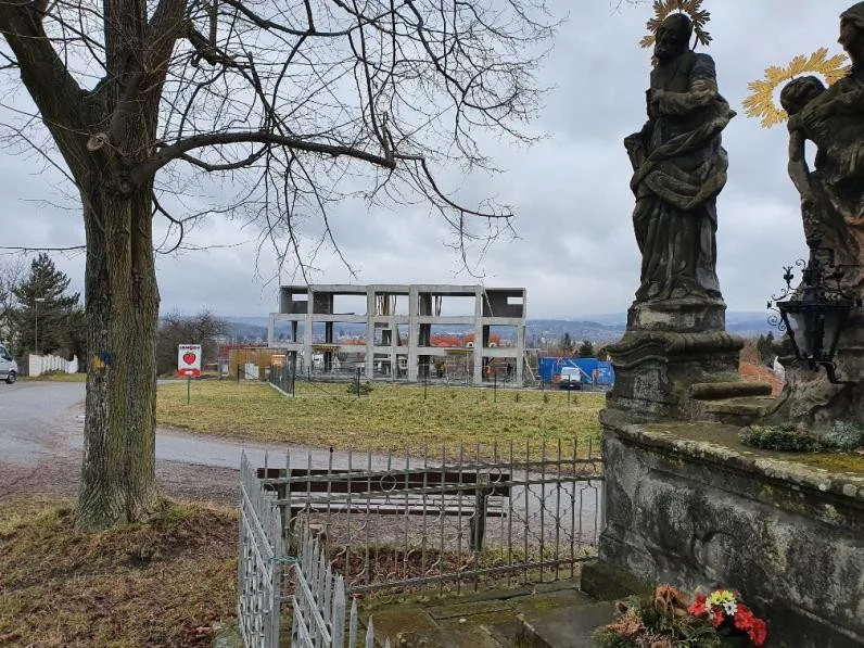 Turnovákům vadí stavba bytovky na Vrchhůře. Starosta se omlouvá