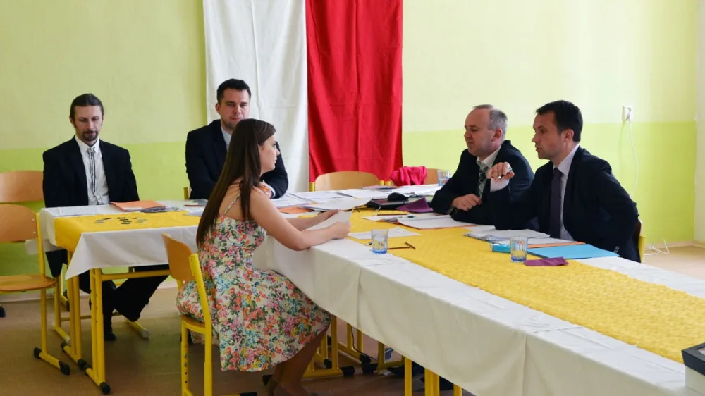 Ústní maturity z češtiny nezrušil covid, ale lidé neschopní myslet