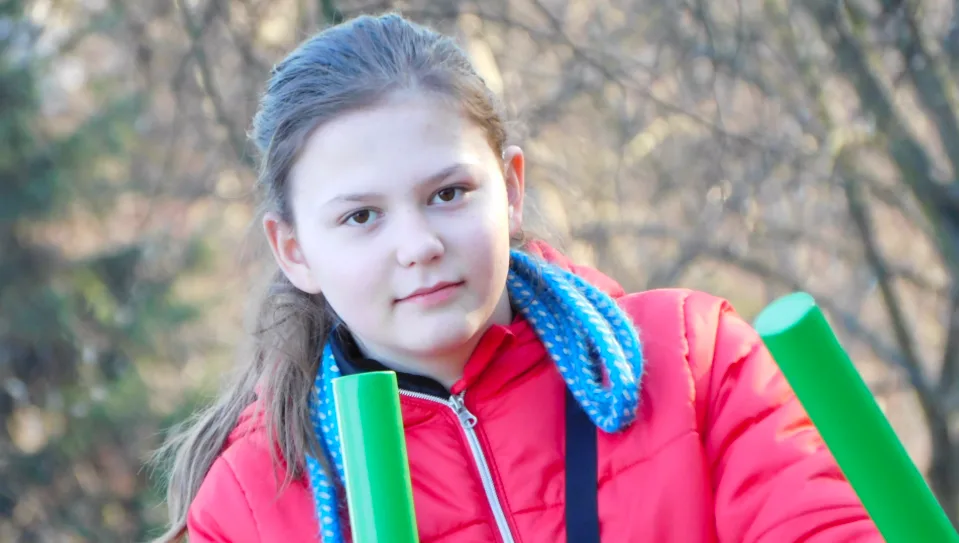 Ztráta naslouchátka přinesla vlnu podpory. Natálka teď potřebuje nová