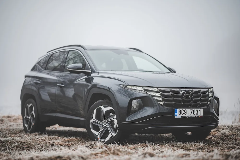 Revoluce u Hyundaie. Nový Tucson se oproti předchozí generaci proměnil k nepoznání