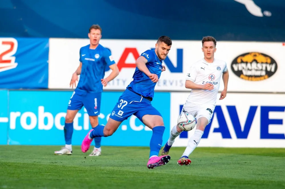 Souboj o poháry dopadl lépe pro Slovácko, Liberec padl gólem z penalty